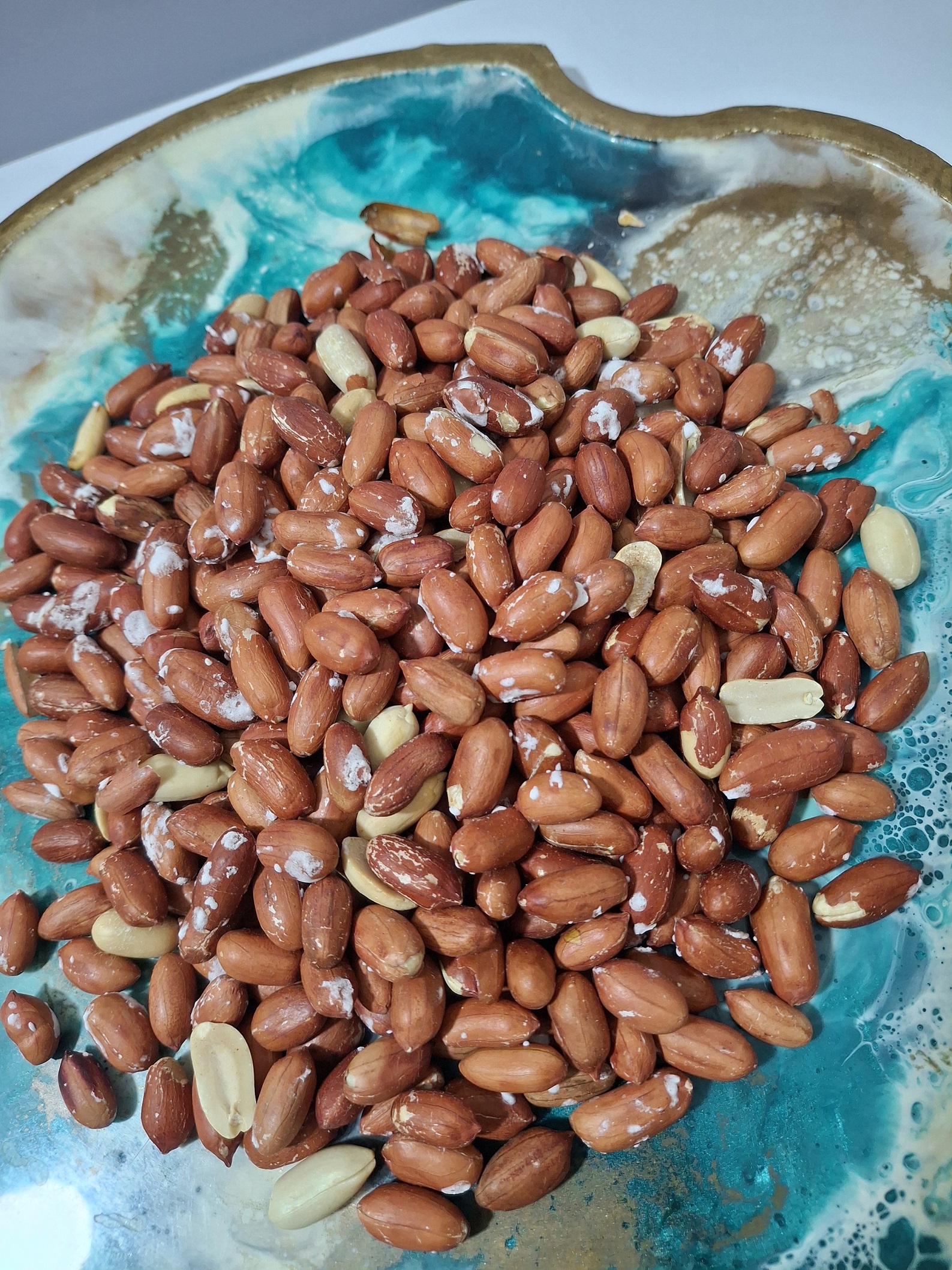 بادام زمینی آستانه